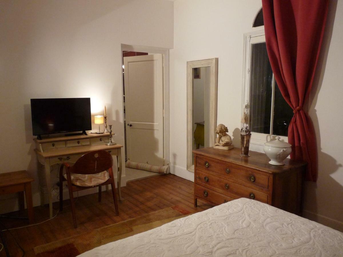 Bed and Breakfast Le Point D'Orgue Pineuilh Exterior foto